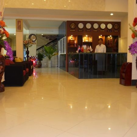 Hi Land Hotel Phnom Penh Ngoại thất bức ảnh
