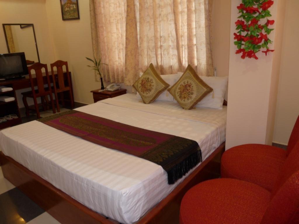 Hi Land Hotel Phnom Penh Phòng bức ảnh