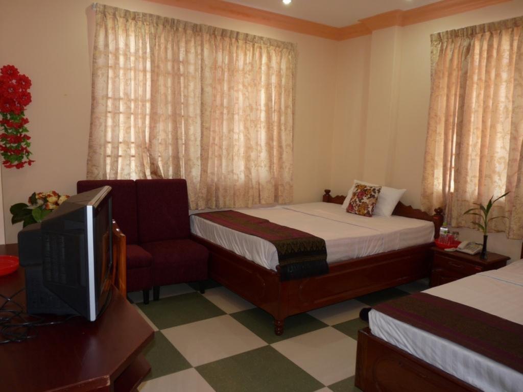 Hi Land Hotel Phnom Penh Phòng bức ảnh