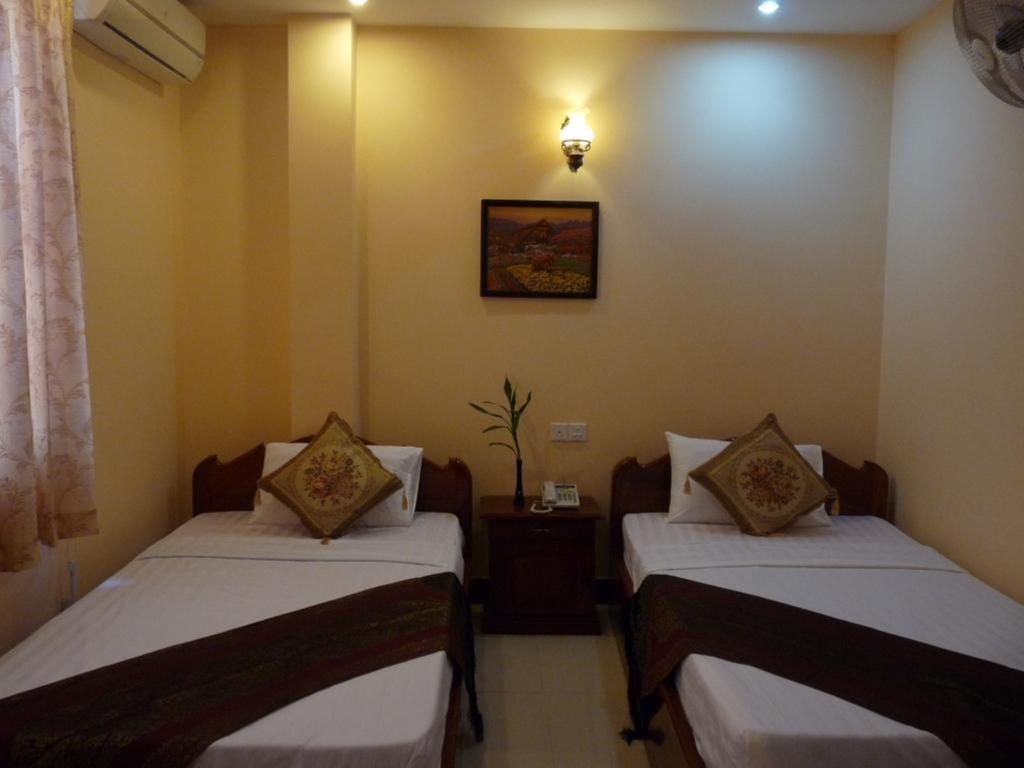 Hi Land Hotel Phnom Penh Phòng bức ảnh