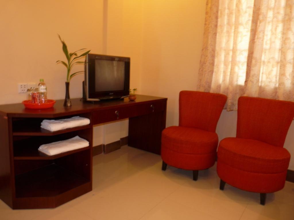 Hi Land Hotel Phnom Penh Phòng bức ảnh