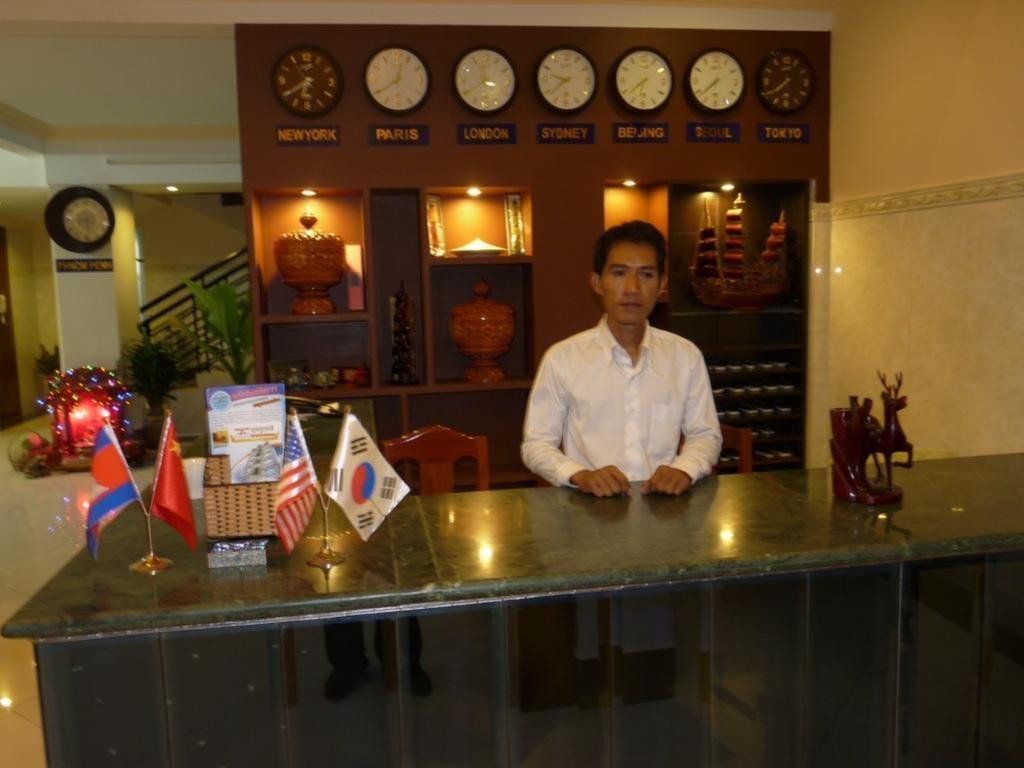 Hi Land Hotel Phnom Penh Ngoại thất bức ảnh